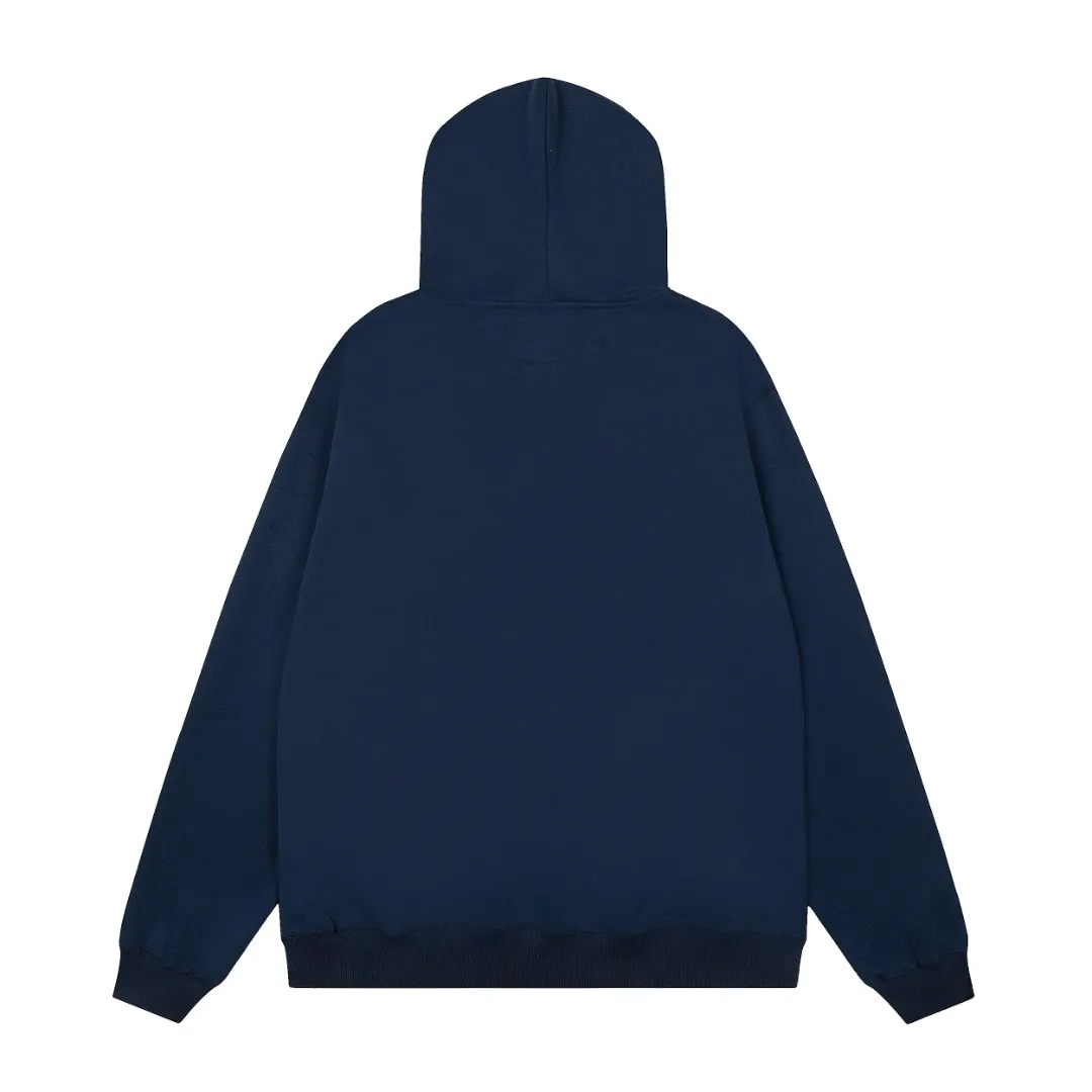 P290 Top Quality" Style Number: 8102# [Ralph Lauren Bear Full Zipper Hooded Autumn and Winter Jacket for Men and Women] ✅Ralph Lauren Simple Color Embroidered Bear Basic Classic Zipper Hooded Jacket ✅370g double-sided cotton heavy fabric Fabric texture version YYDS~ ✅Customized zipper Pure cotton hood rope Full body four-needle six-thread top-stitch design Quality restoration ✅Contrast color yarn-dyed plaid inside Add a little more color without losing the simple and basic style ✅The upper body is simple and easy to match, a must-have for ootd, a versatile style, recommended for couples to wear when traveling~ Size: S-XL Color: White Gray Navy